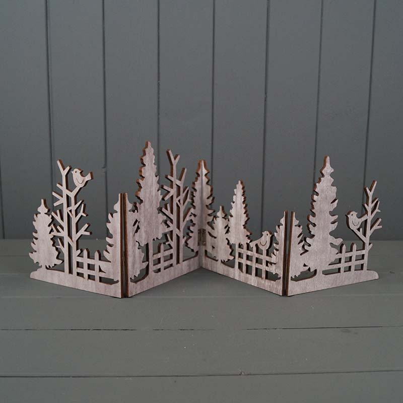 Grey Wooden Christmas Scene Display (18.5cm) detail page